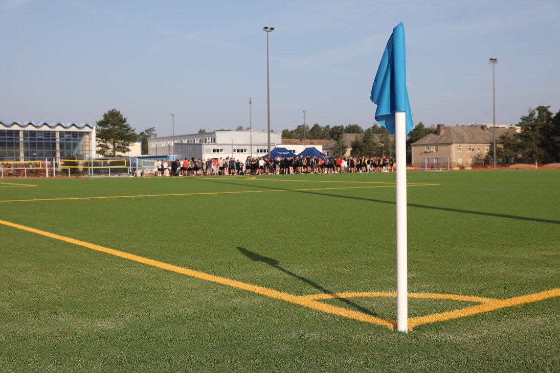 Blick auf den neuen Sportplatz am Campus Rothenburg